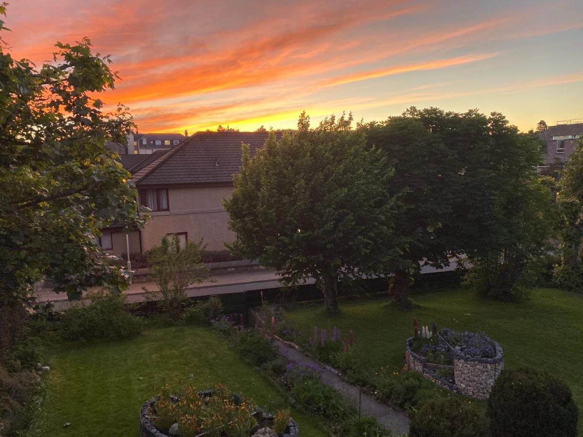 Garden Park Guest House Grantown-on-Spey Extérieur photo